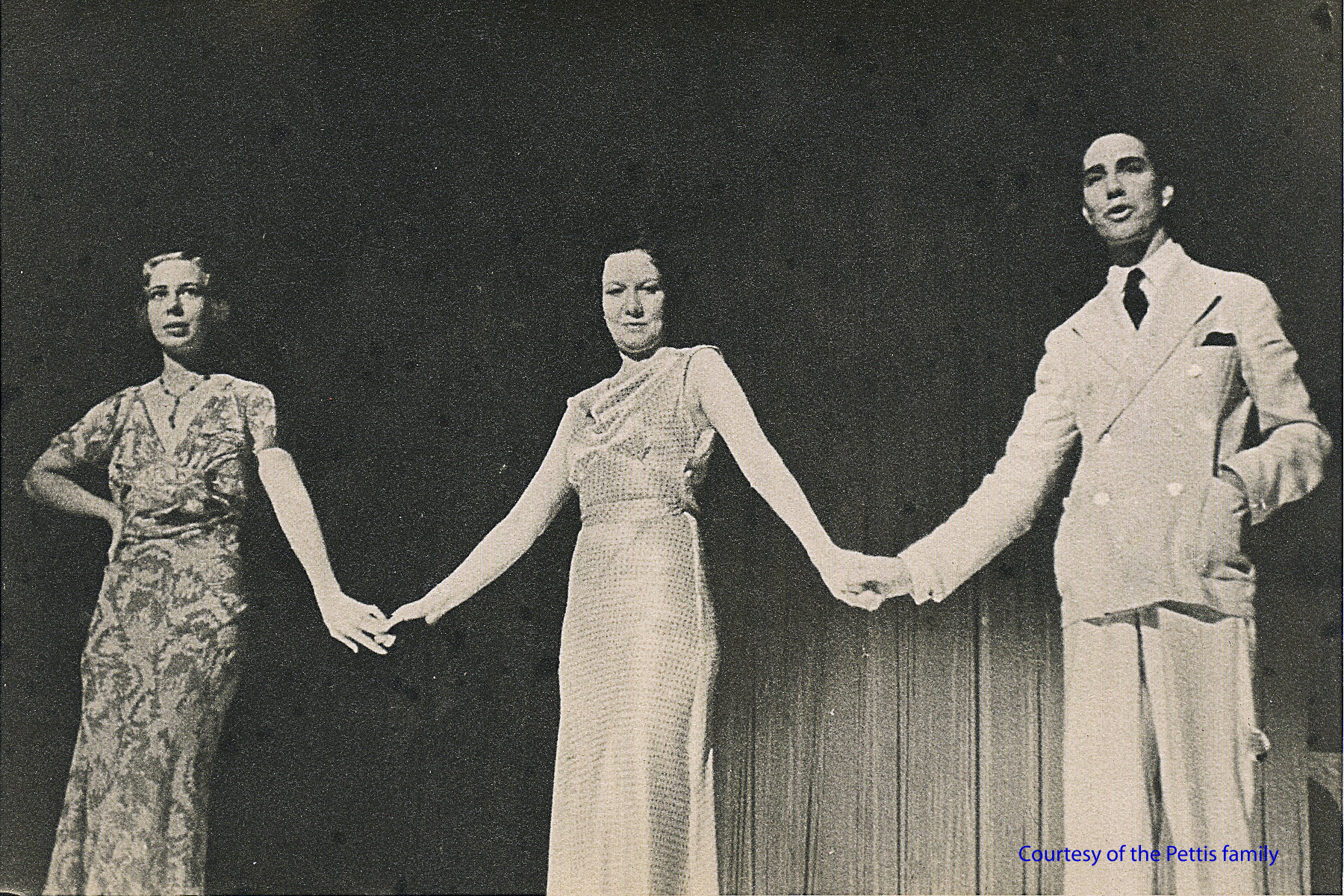 Keller Sisters & Lynch on stage - 1932