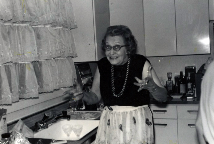 Edith Evans in Sherwood kitchen, December 1963